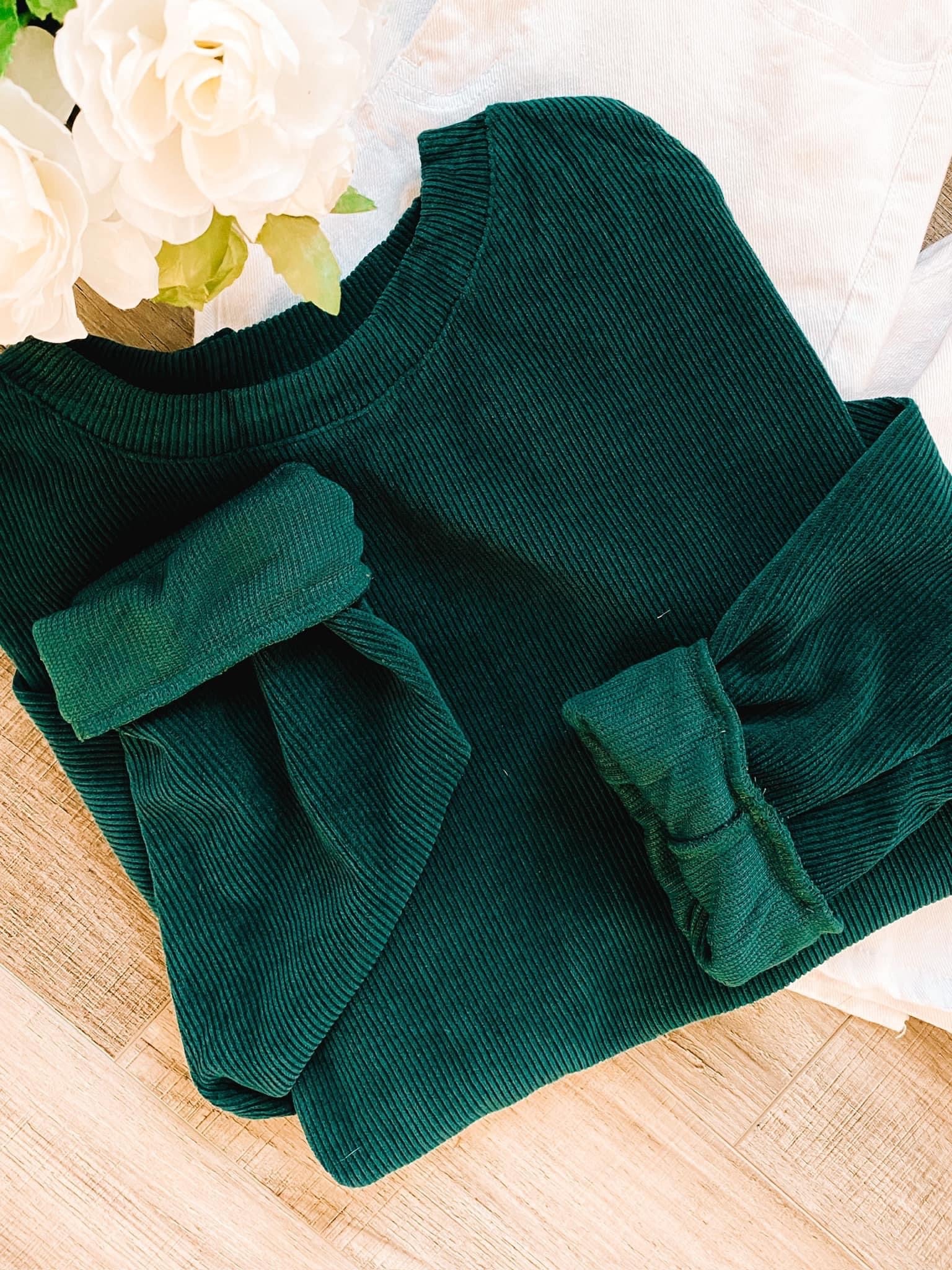 green crew neck sweater 