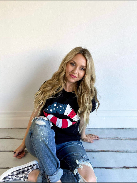 Kiss Flag Tee