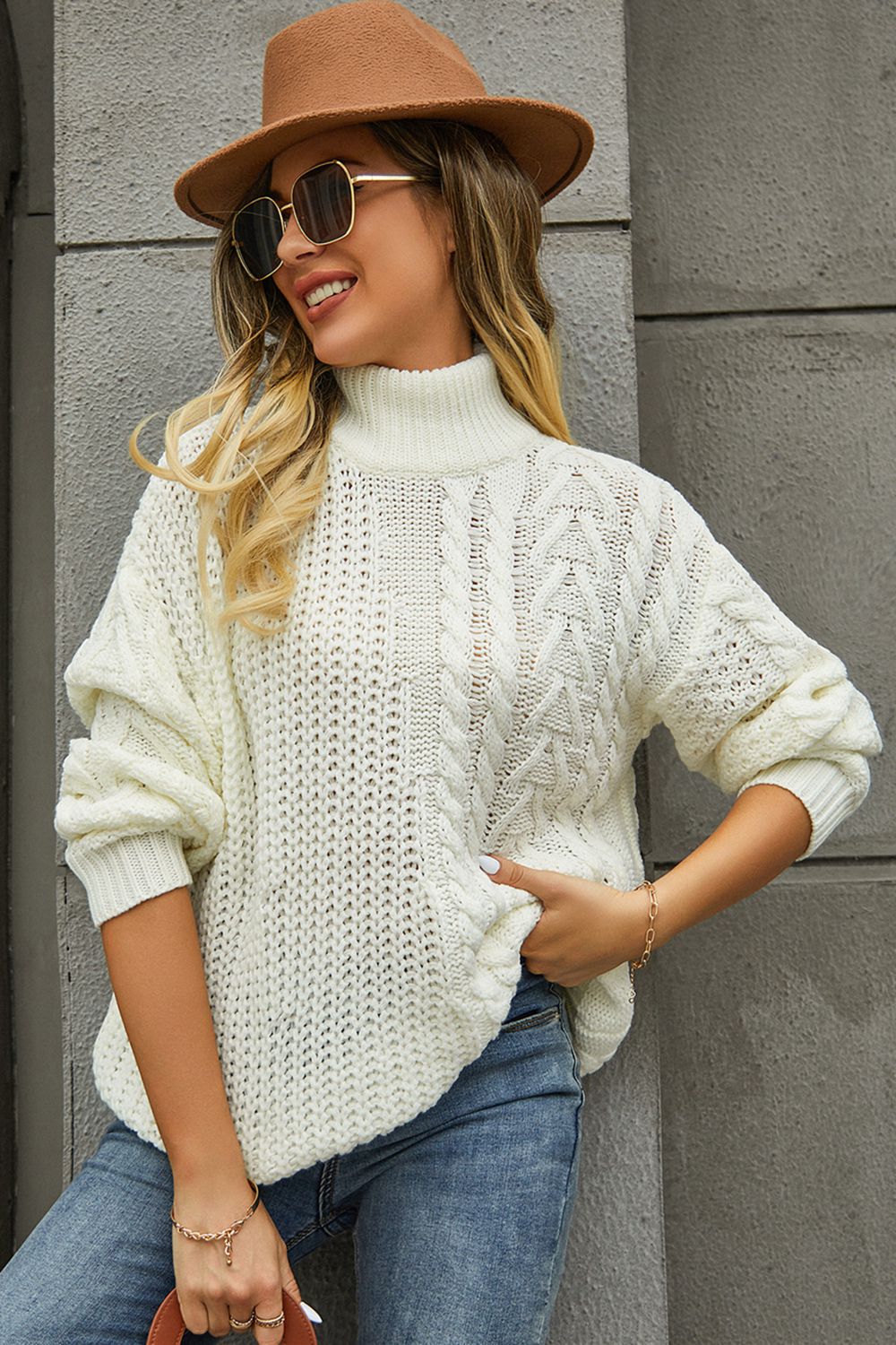 women's long sleeve sweaters