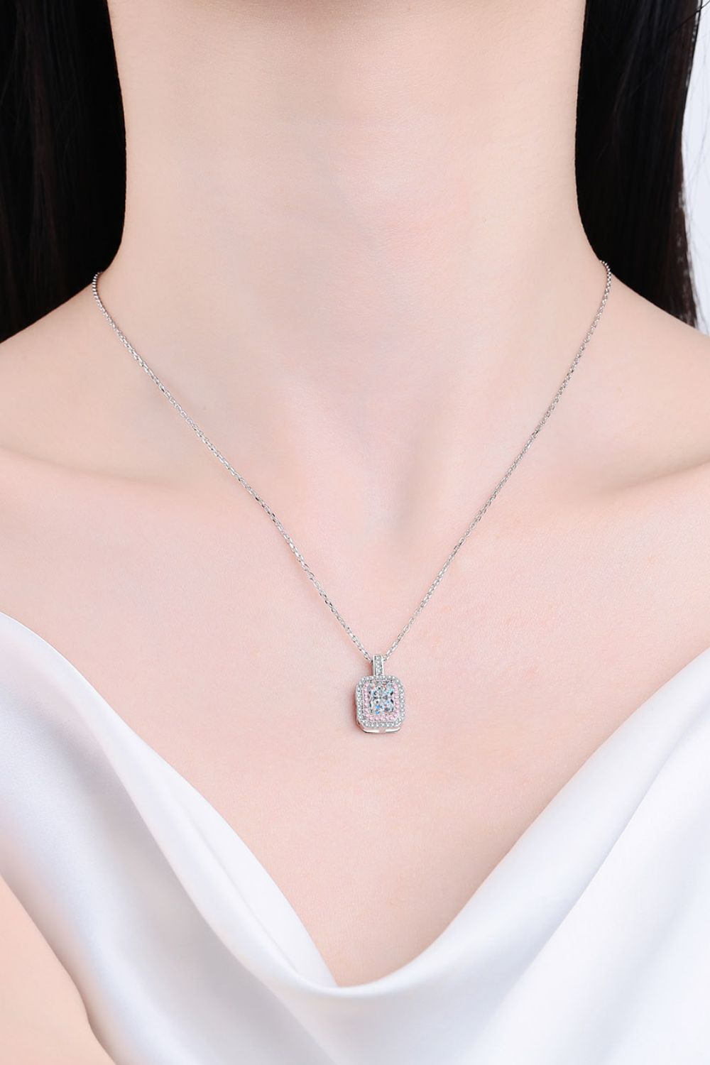 1 Carat Moissanite Geometric Pendant Chain Necklace - Shop women apparel, Jewelry, bath & beauty products online - Arwen's Boutique
