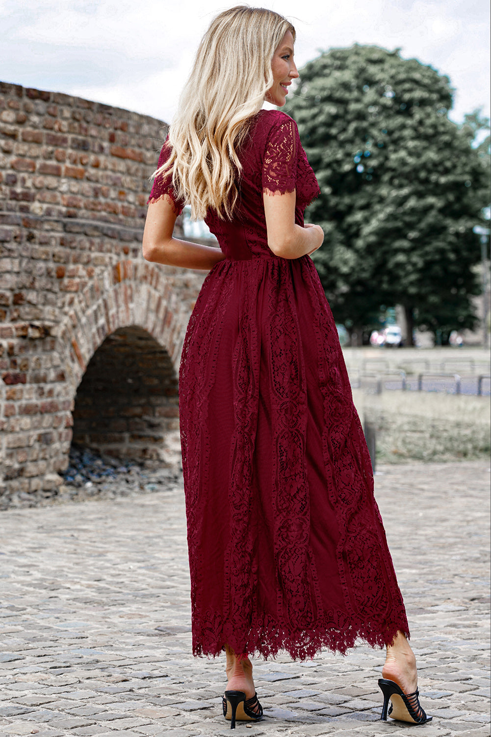 Scalloped Trim Lace Plunge Dress - Shop women apparel, Jewelry, bath & beauty products online - Arwen's Boutique