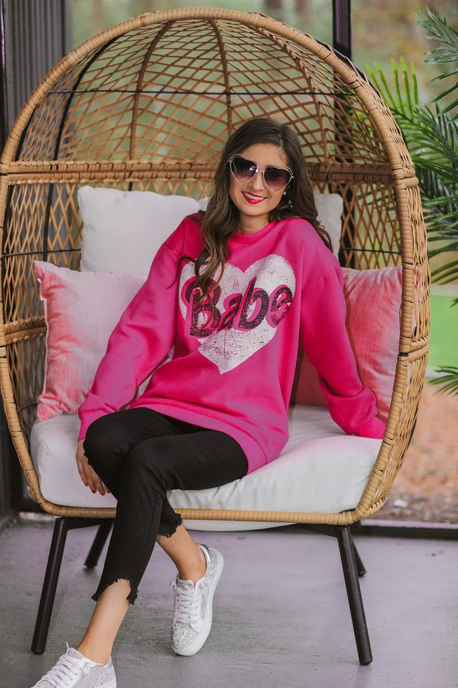 Retro Babe Sweatshirt - Shop women apparel, Jewelry, bath & beauty products online - Arwen's Boutique