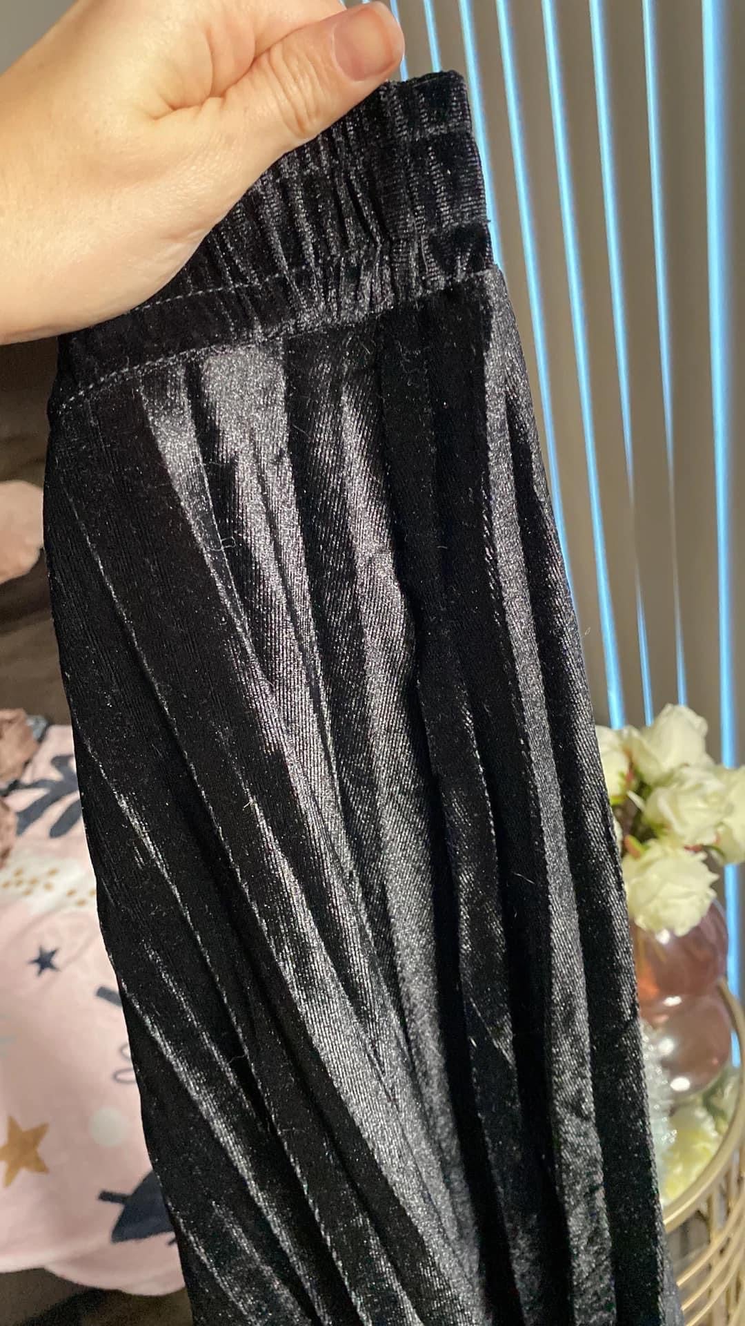 The Everly Elastic Waist Velvet Skirt - Black - Shop women apparel, Jewelry, bath & beauty products online - Arwen's Boutique