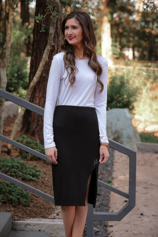 Kelley Ribbed Pencil Skirt - Shop women apparel, Jewelry, bath & beauty products online - Arwen's Boutique